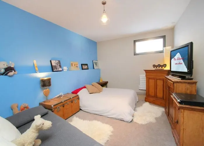 In Les 2 Alpes With Panoramic Views *