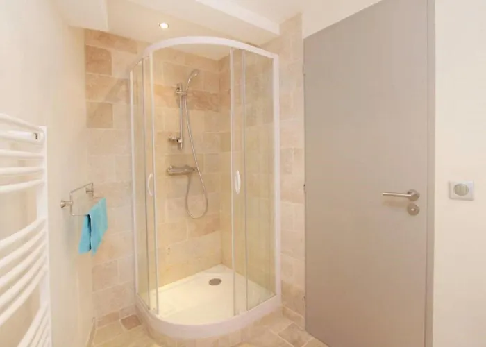 In Les 2 Alpes With Panoramic Views