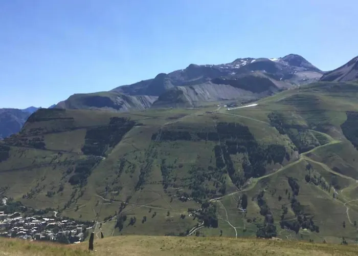 Domek alpejski In Les 2 Alpes With Panoramic Views Les Deux Alpes